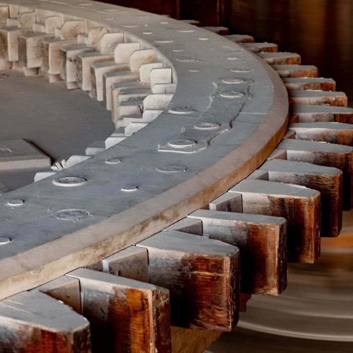 Besi Struktural & Profil Baja